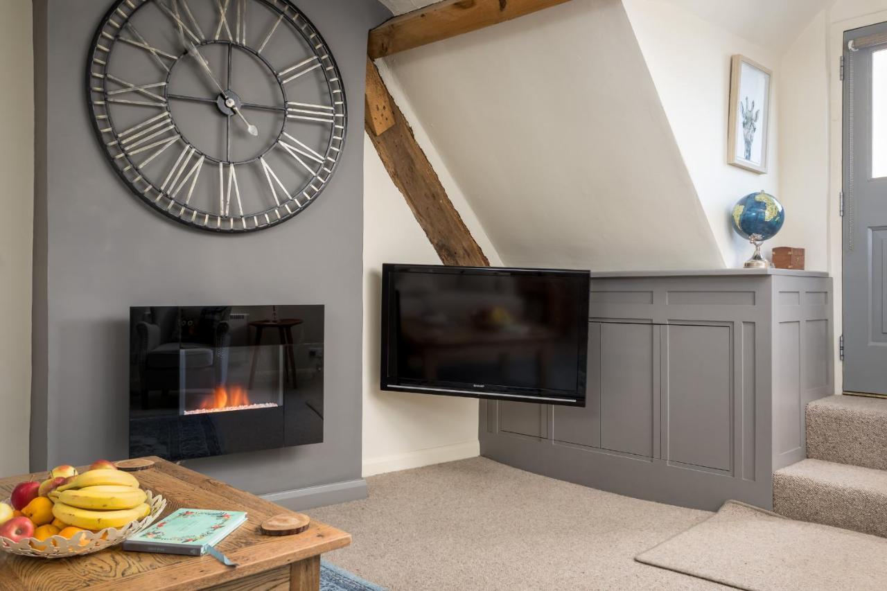The Loft: Unique, Romantic, Grade II Listed, Dog Friendly Stow-on-the-Wold Exterior foto