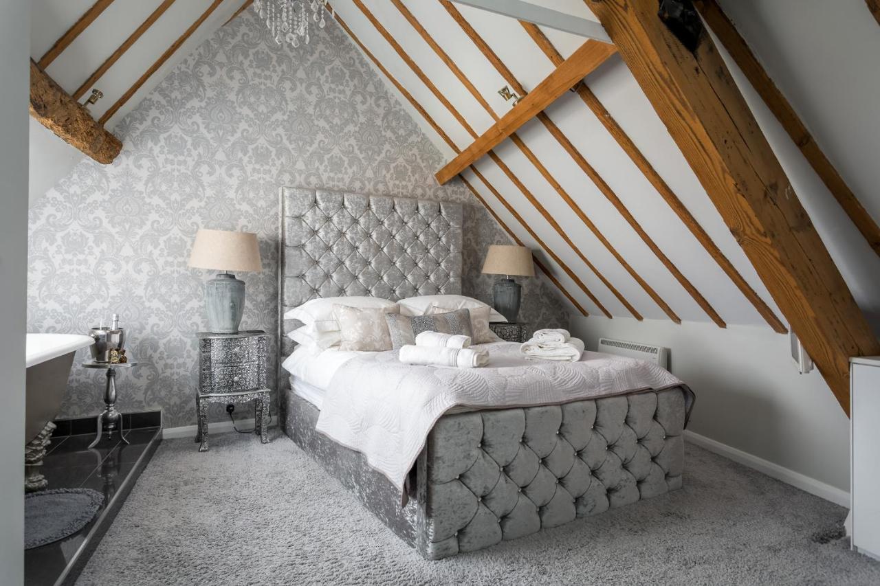 The Loft: Unique, Romantic, Grade II Listed, Dog Friendly Stow-on-the-Wold Exterior foto